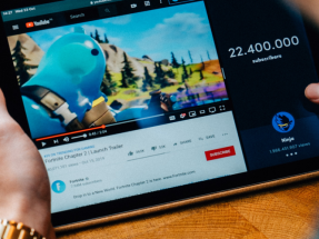 YouTube Will Now Allow All Monetized Channels to Use Super Thanks